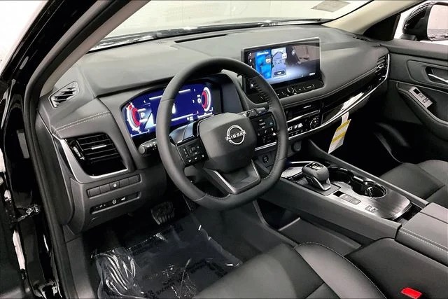 2025 Nissan Rogue SL - Photo 7