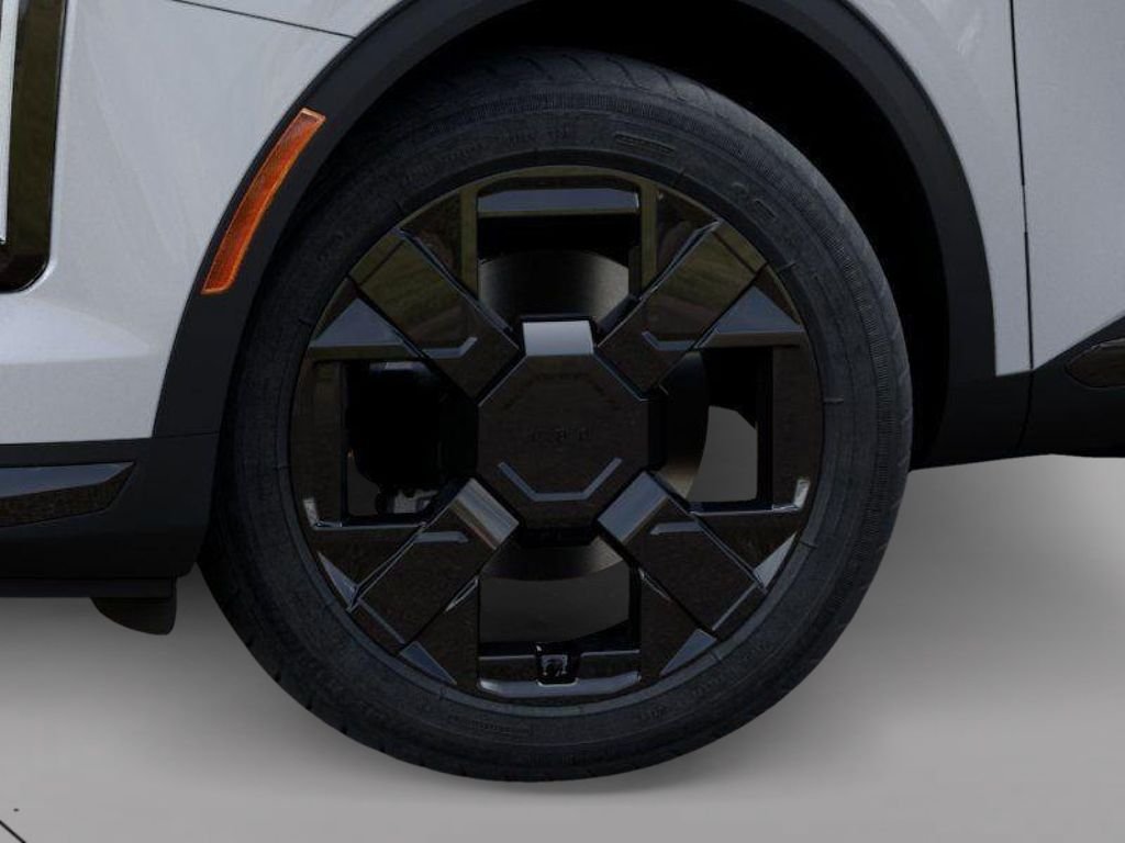 New 2026 White Kia X-Line image 9