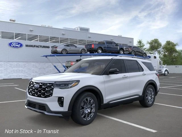 2026 Ford Explorer Platinum's photo