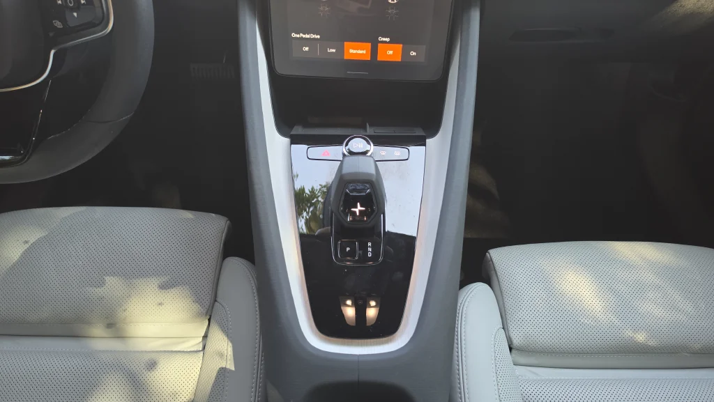Used 2023  Polestar Long Range Dual Motor Performance Plus image 8
