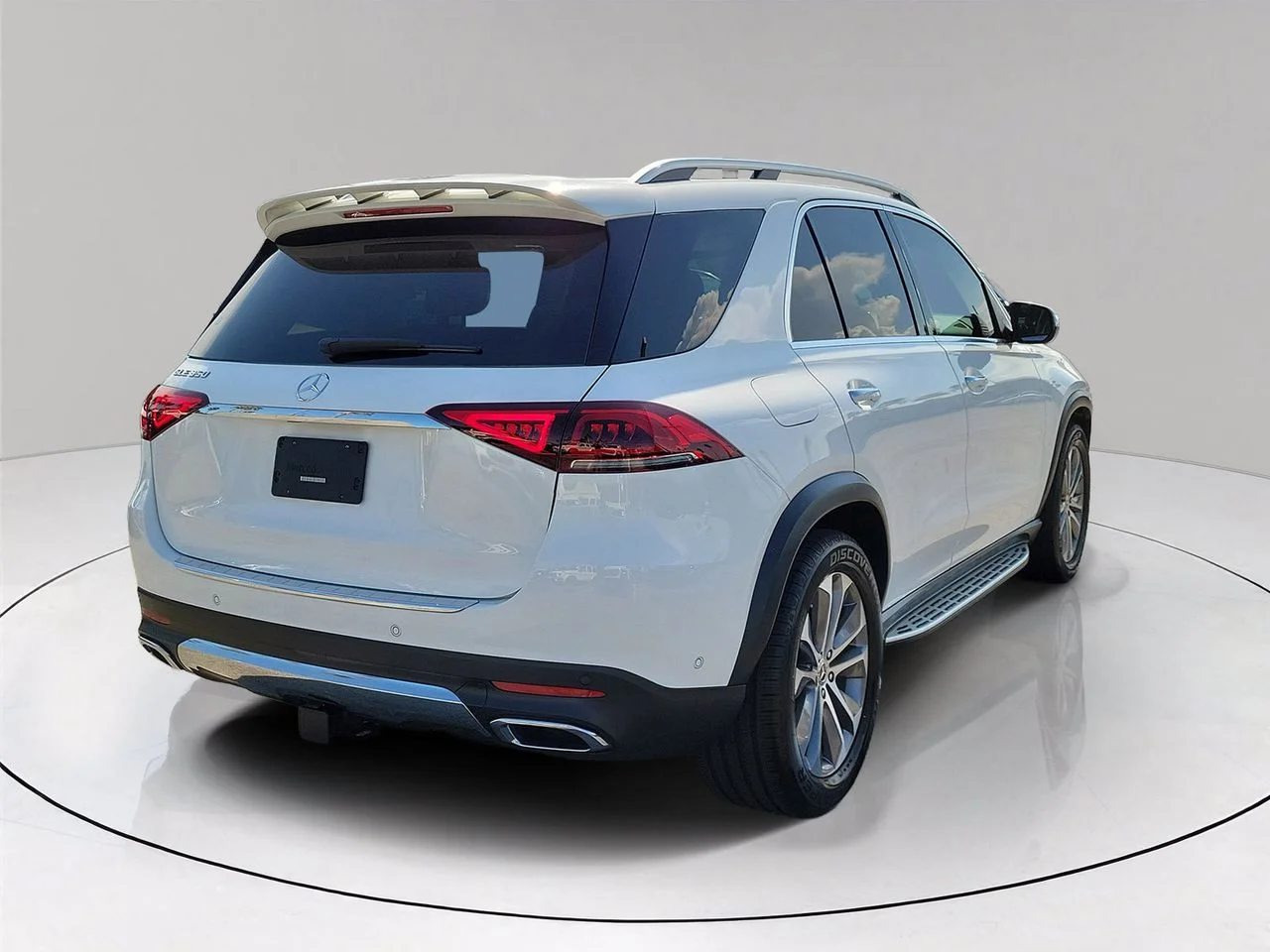 Certified Used 2023 White Mercedes-Benz GLE 350 image 4