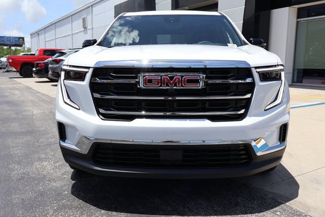 New 2026 Summit White GMC Elevation image 2