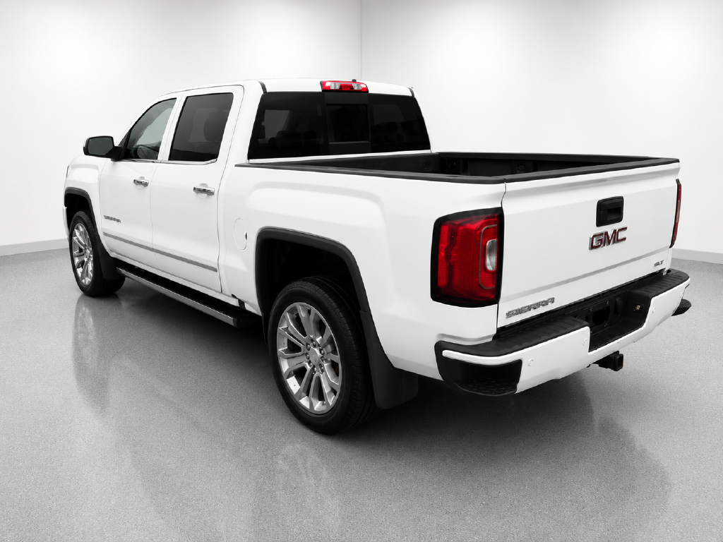 Used 2017 White GMC Denali image 3