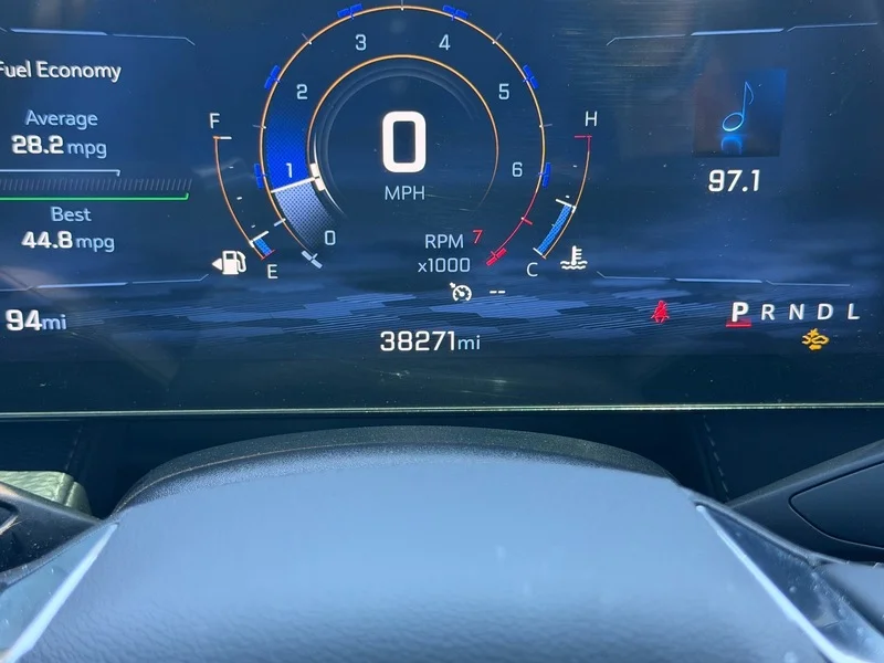 Used 2025 Sterling Gray Metallic Chevrolet LT image 9