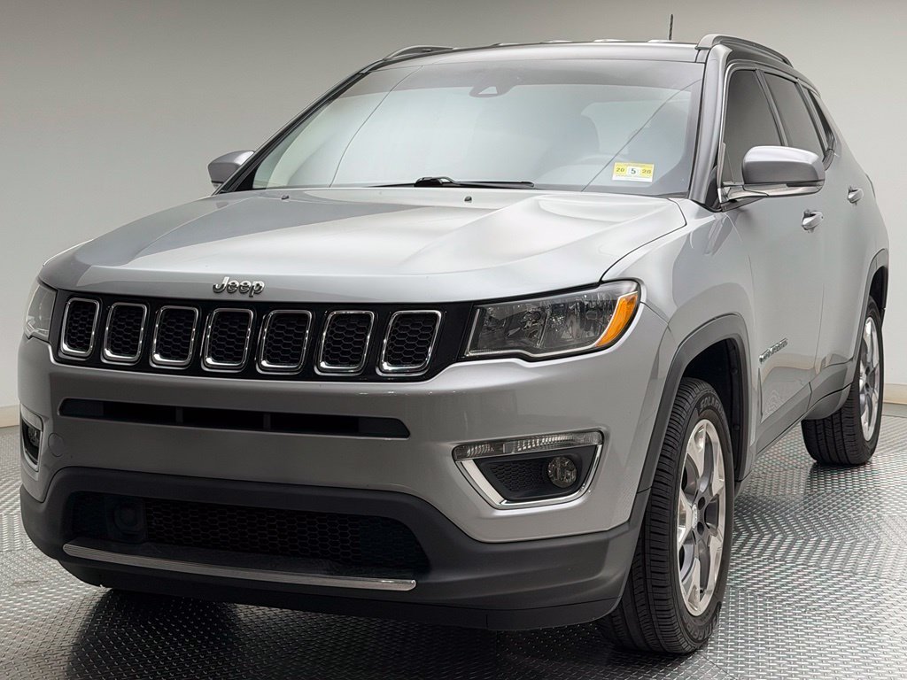 Used 2021 Billet Silver Metallic Jeep Limited image 1
