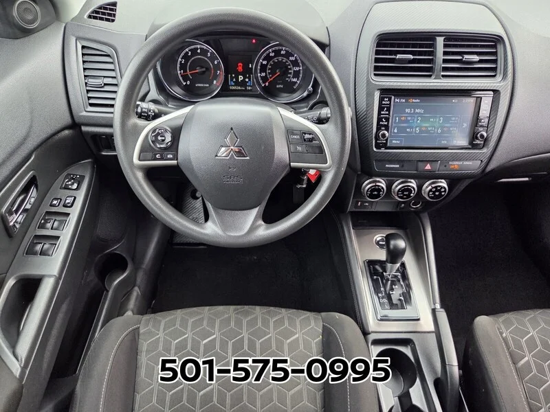 Used 2024 SILVER MITSUBISHI S 2.0 AWC image 15