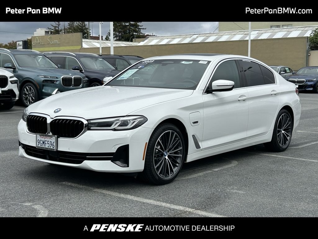 2023 BMW 5 Series 530e iPerformance Sedan's photo