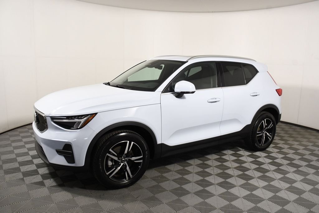 Used 2025 Volvo XC40 Core with VIN YV4L12UJ9S2579003 for sale in Richfield, Minnesota