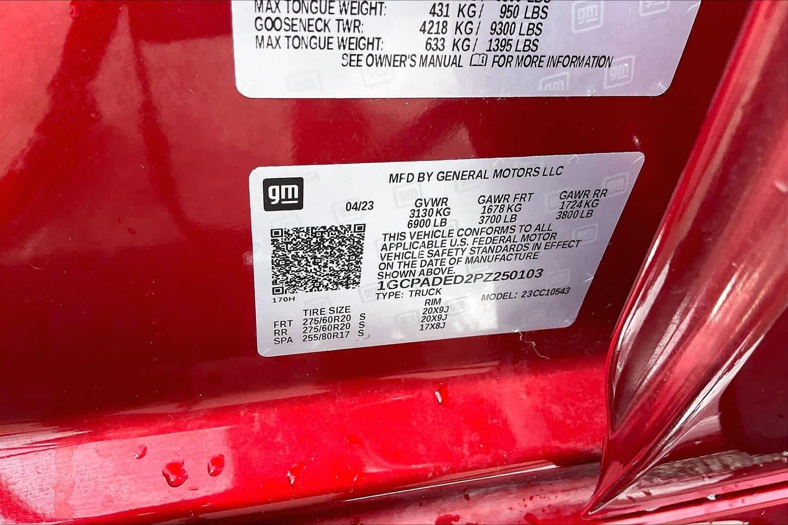 Used 2023 Radiant Red Tintcoat Chevrolet RST image 34