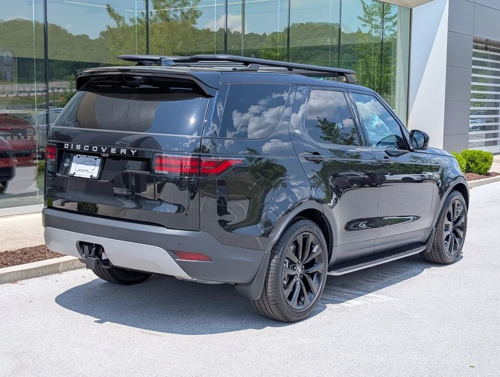 New 2026 Santorini Black Land Rover S image 7