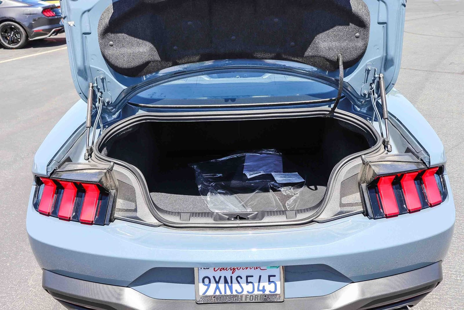 2026 Ford Mustang EcoBoost - Photo 26