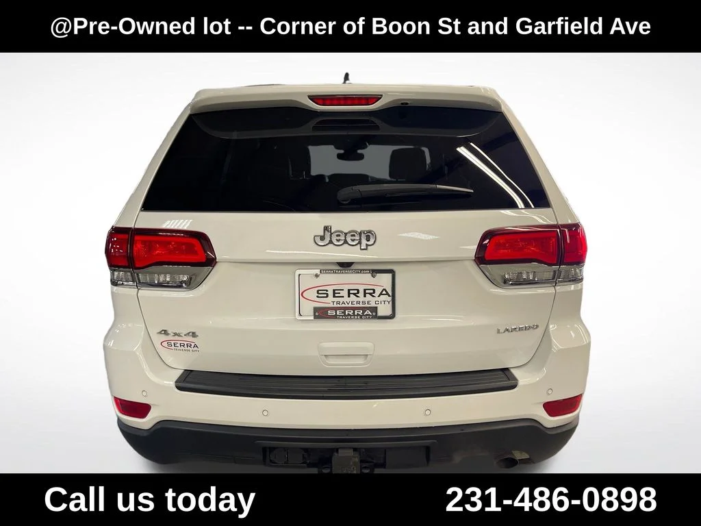 Used 2022 White Jeep Laredo X image 4