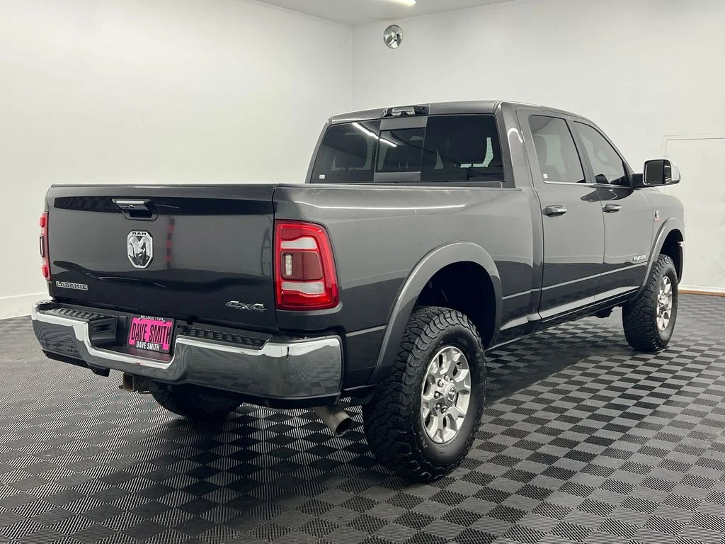 Used 2022 Granite Crystal Metallic Clearcoat Ram Laramie image 8