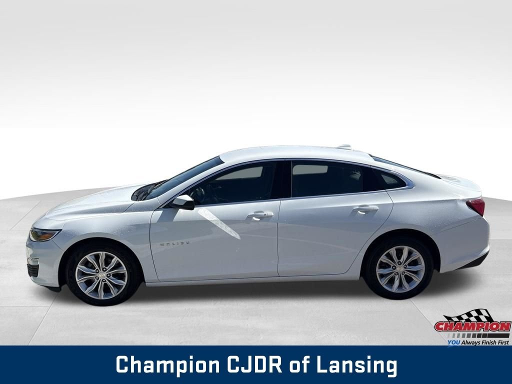 Used 2023 White Chevrolet LT 1LT image 4