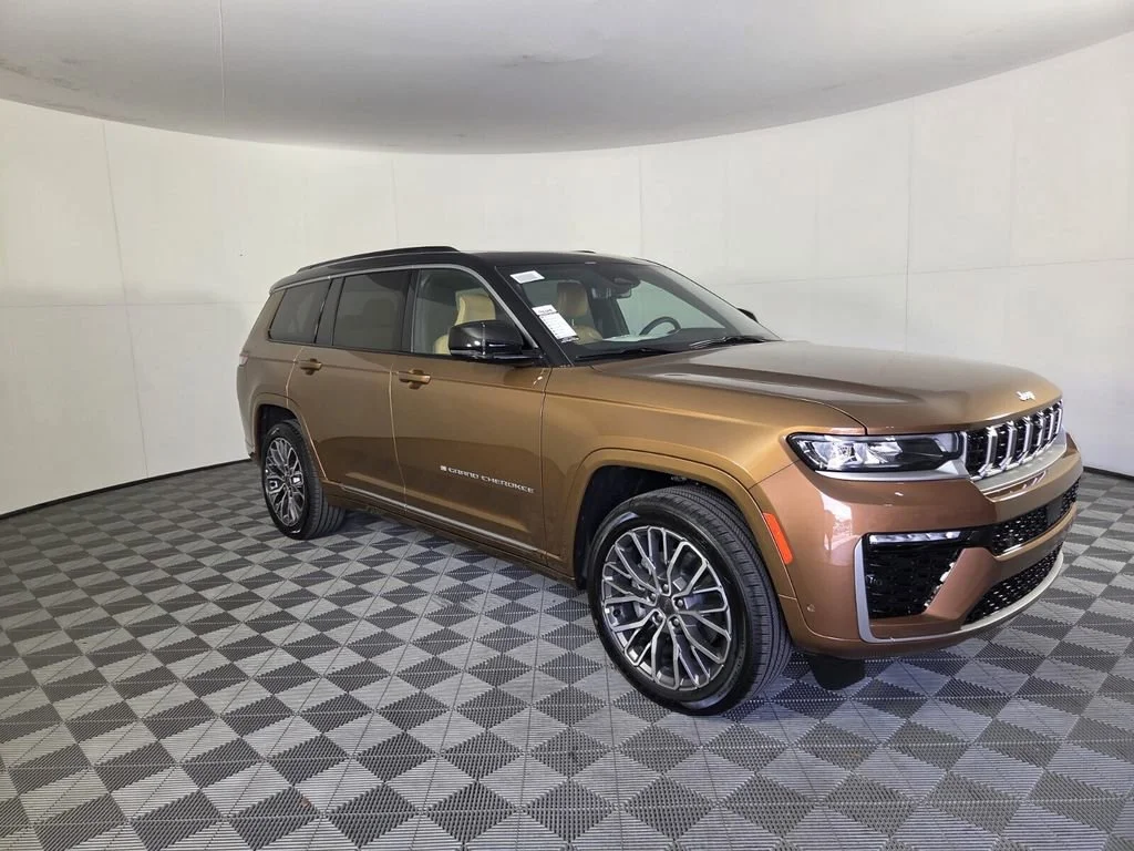 New 2026 Copper Shino Metallic Clear-Coat Exterior Paint Jeep Summit image 2