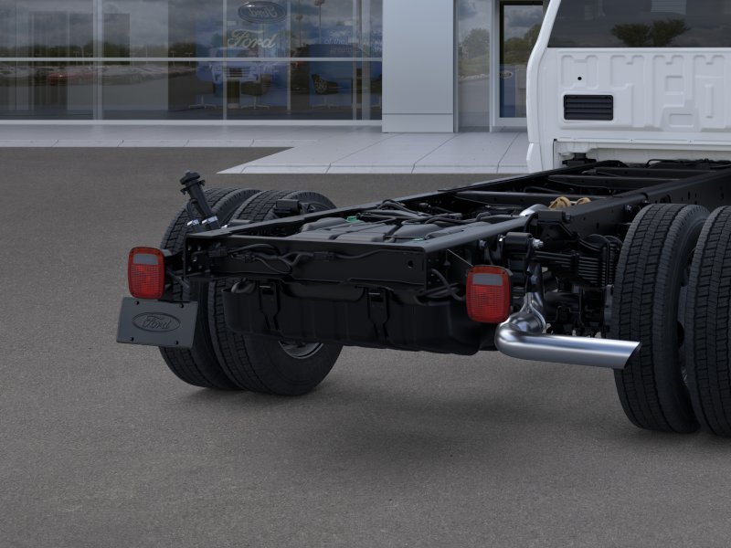 New 2026 Oxford White Ford XL image 48
