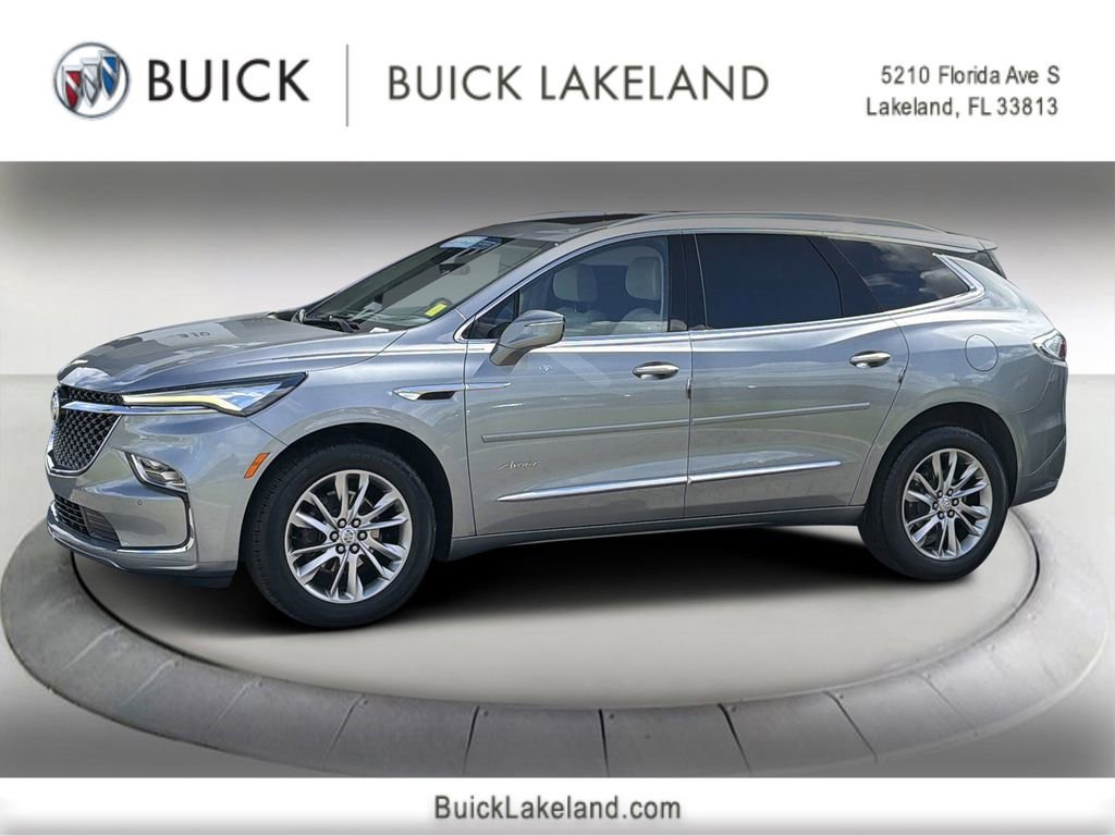 2023 Buick Enclave Avenir's photo