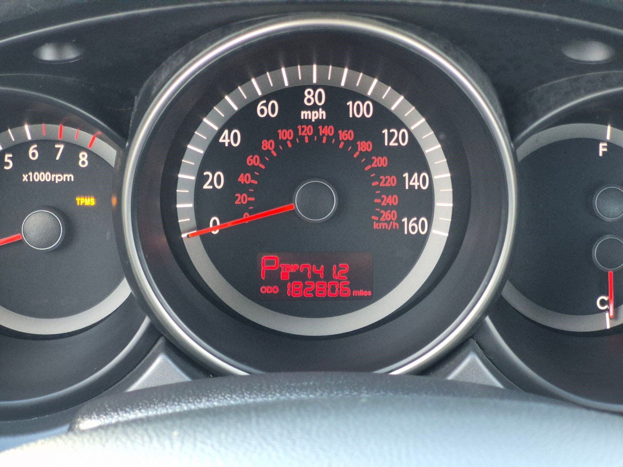 Used 2010 White Kia LX image 20