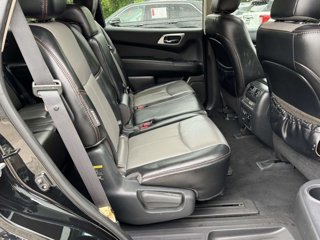 Used 2020 Black Nissan SL image 14