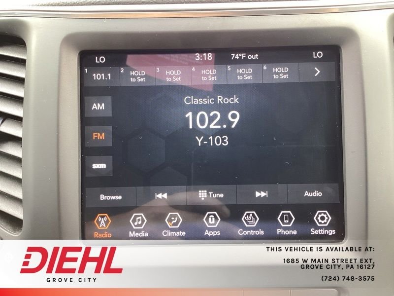 Used 2022 White Jeep Latitude Lux image 49
