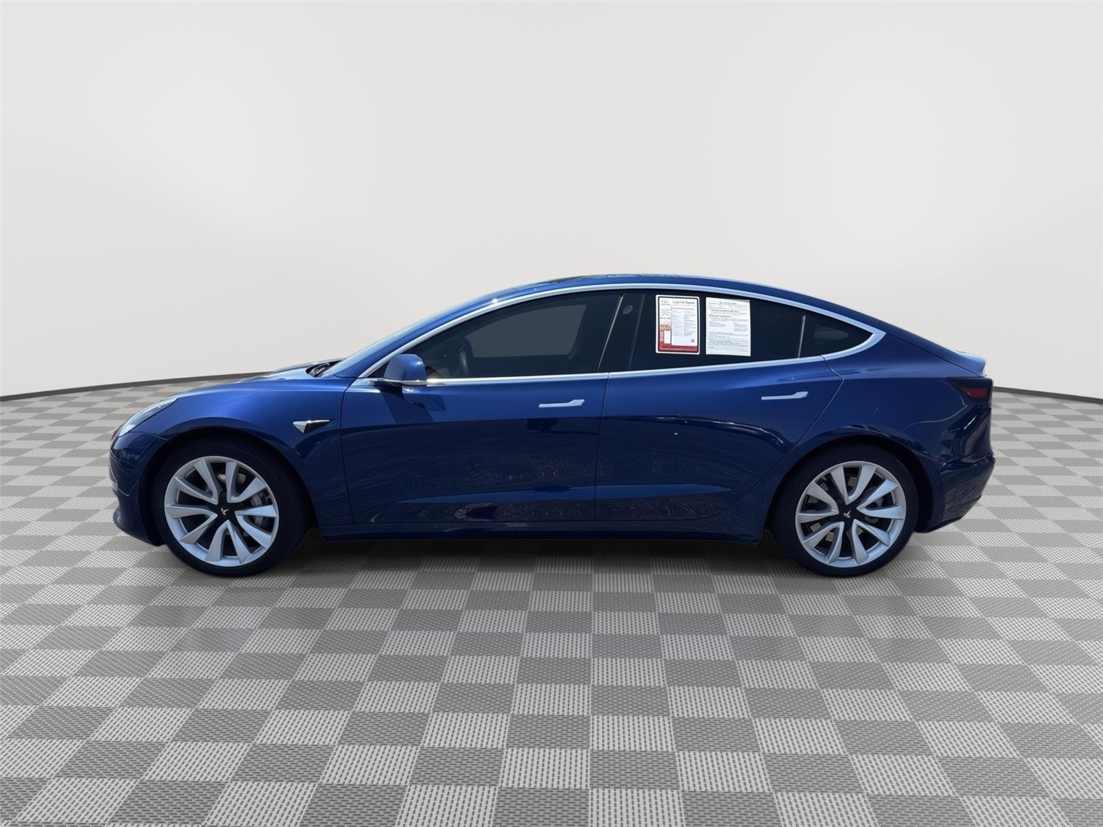 Used 2020 Deep Blue Metallic Tesla Long Range image 10
