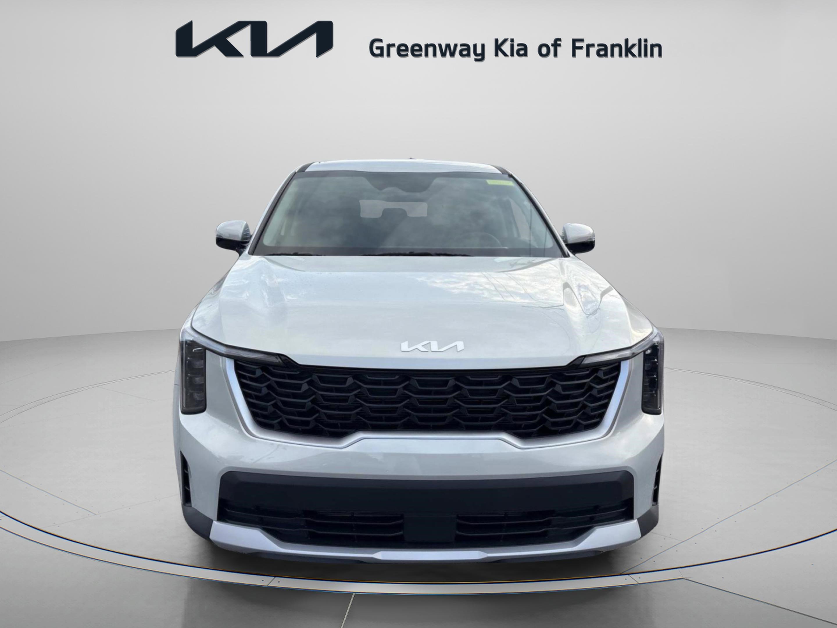 New 2026 Ivory Silver Kia LX image 2