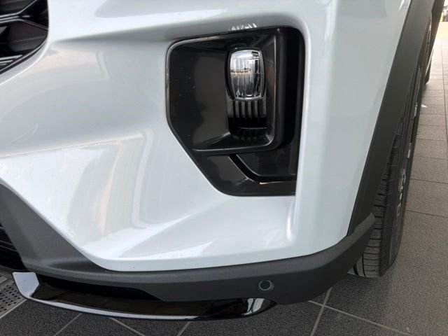 New 2026 Space White Metallic Ford ST-Line image 4