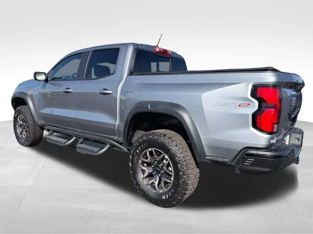 Used 2025 Sterling Gray Metallic Chevrolet ZR2 image 3