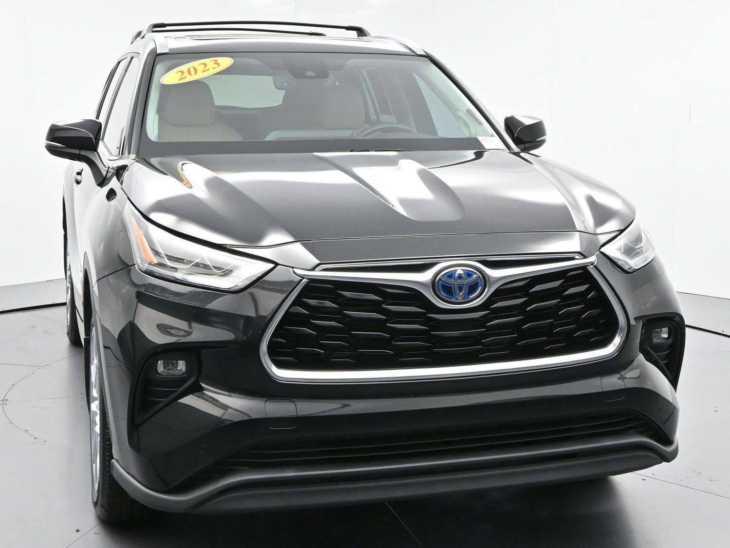 Used 2023 Midnight Black Metallic Toyota Limited image 2