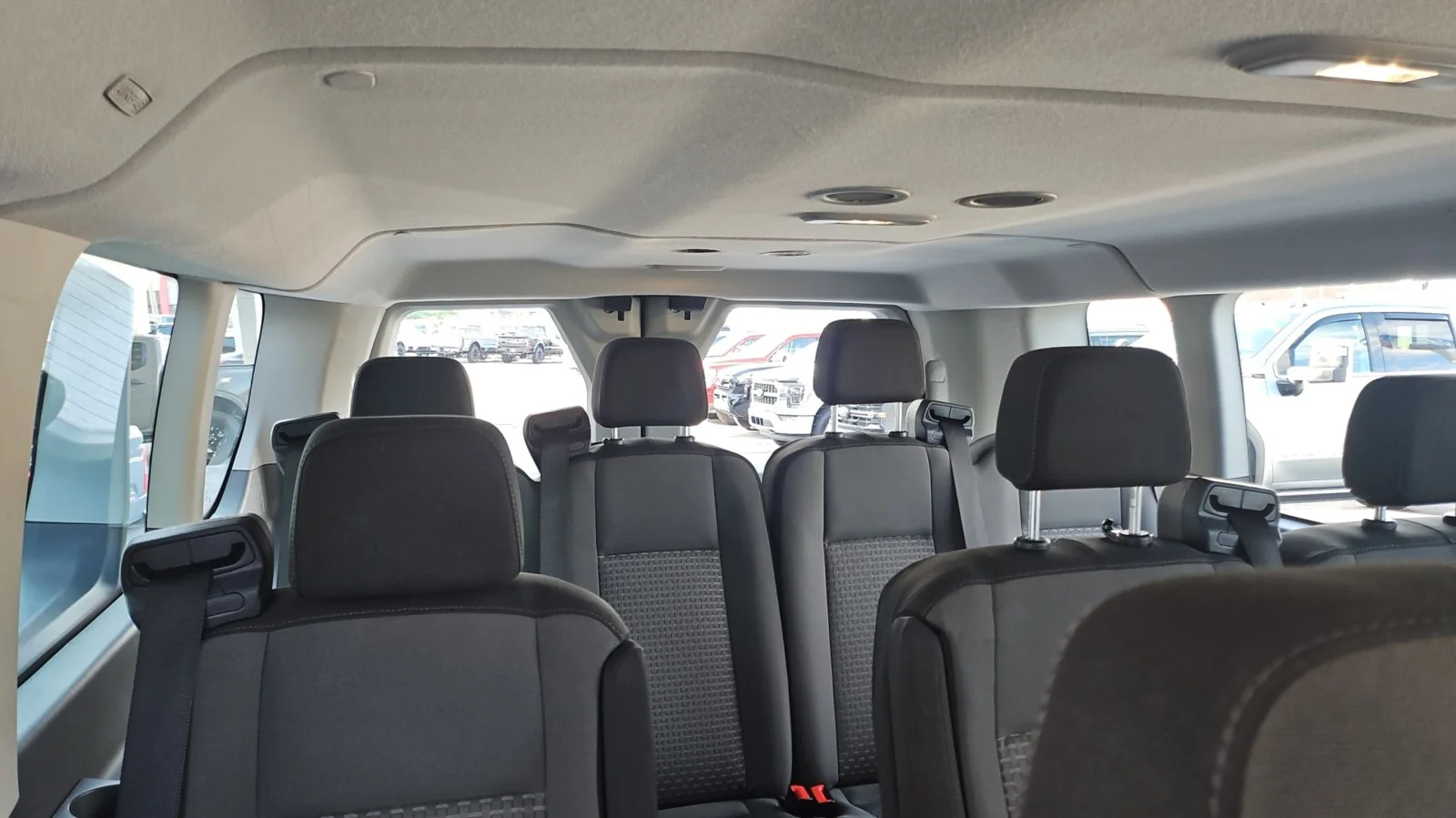 Used 2024 Oxford White Clearcoat Ford XLT RWD image 12