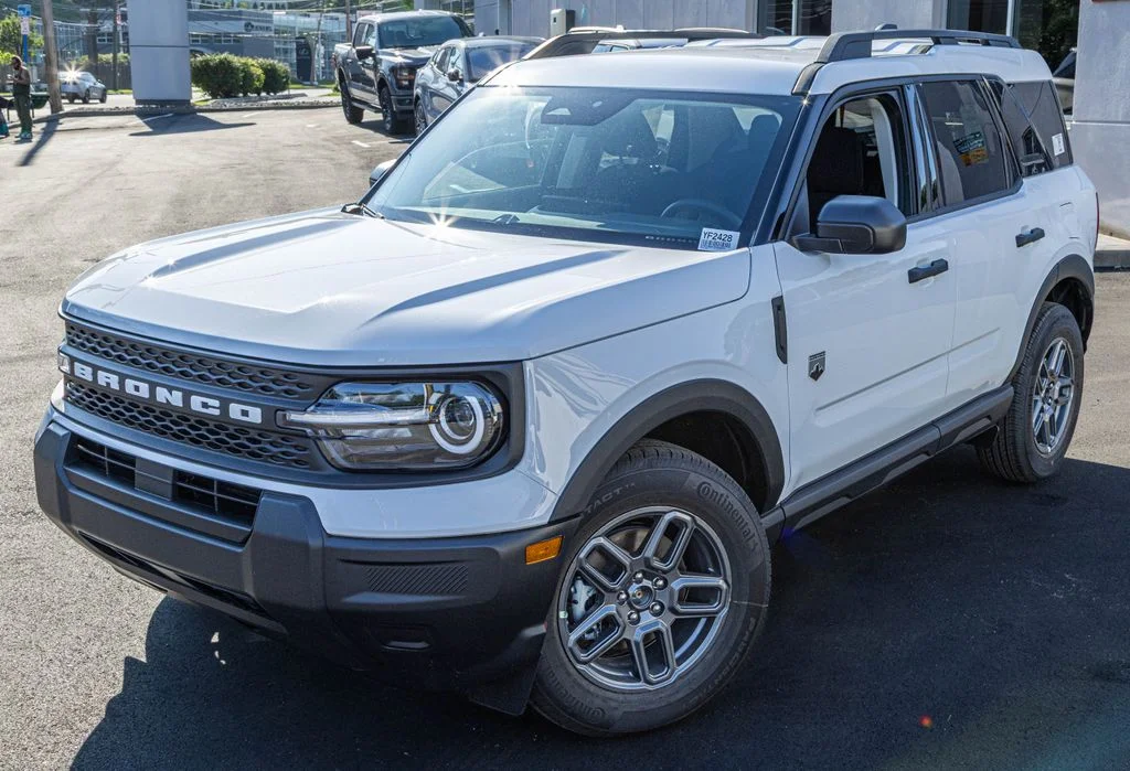 New 2026 White Ford Big Bend image 1