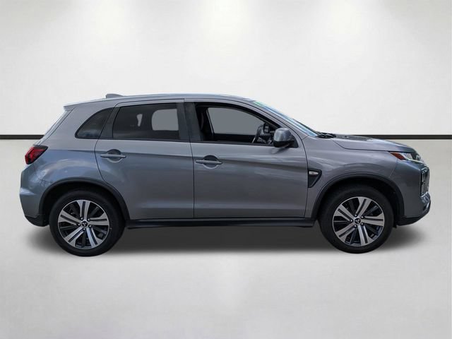 Used 2021 Mercury Gray Metallic Mitsubishi 2.0 ES image 4