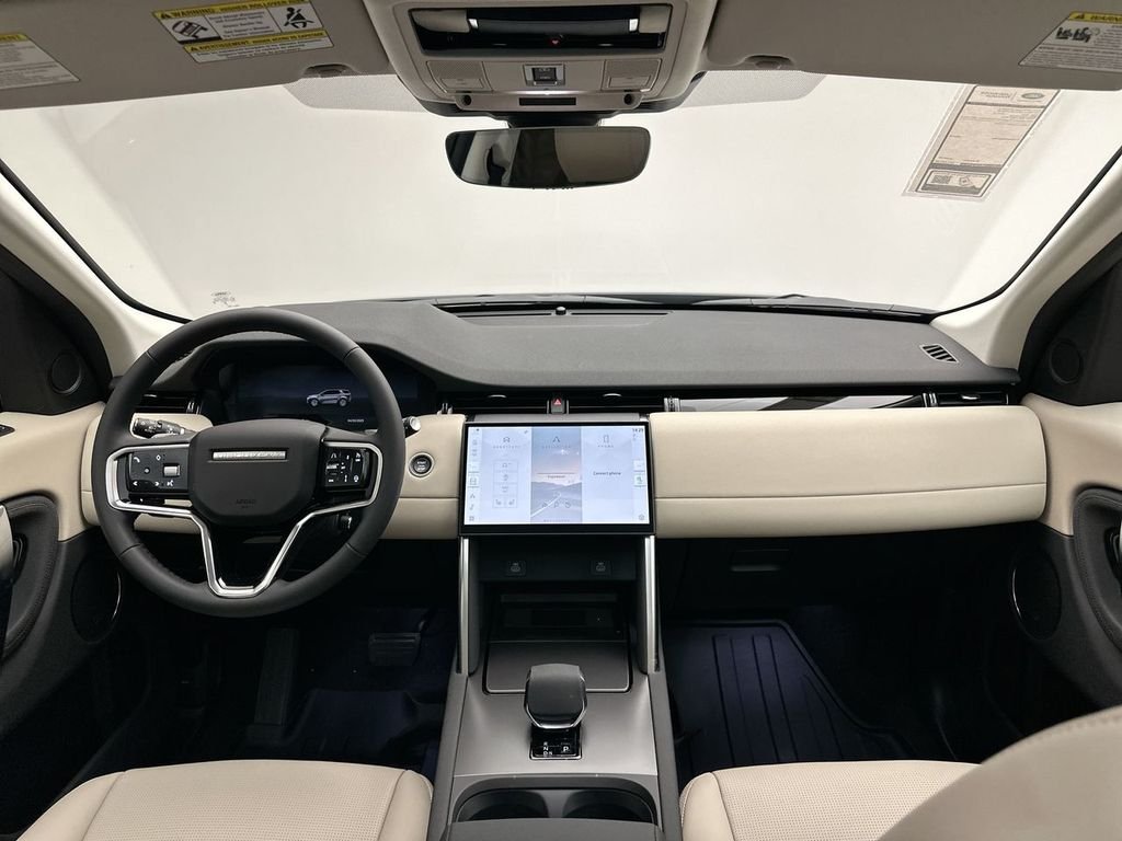 Used 2025 Fuji White Land Rover S image 6