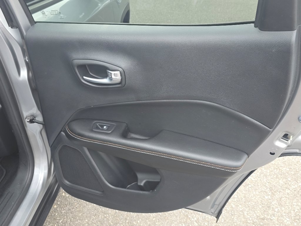 Used 2021 Billet Silver Metallic Clear Coat Jeep Latitude image 23