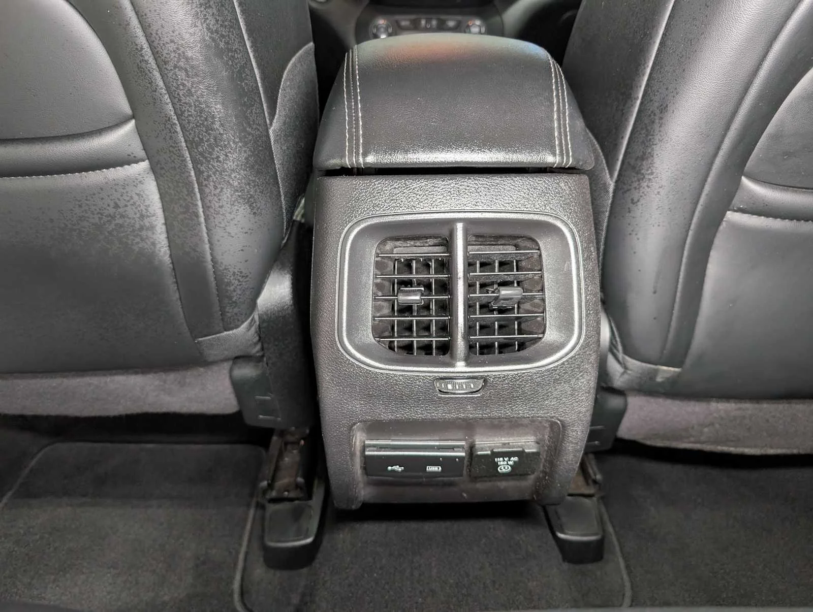 Used 2019 Pearl White Pearlcoat Jeep High Altitude image 21