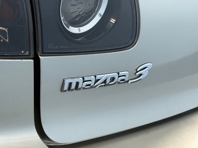 Used 2004 Beige Mazda i Base image 10