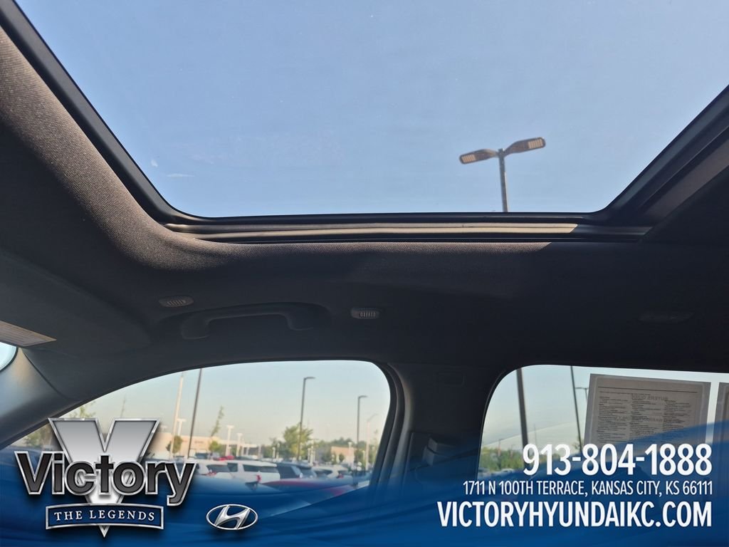 Used 2024 Red Jeep Limited image 21