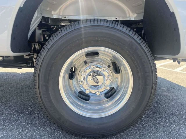 New 2026 Avalanche Ford F-350® Lariat® image 7