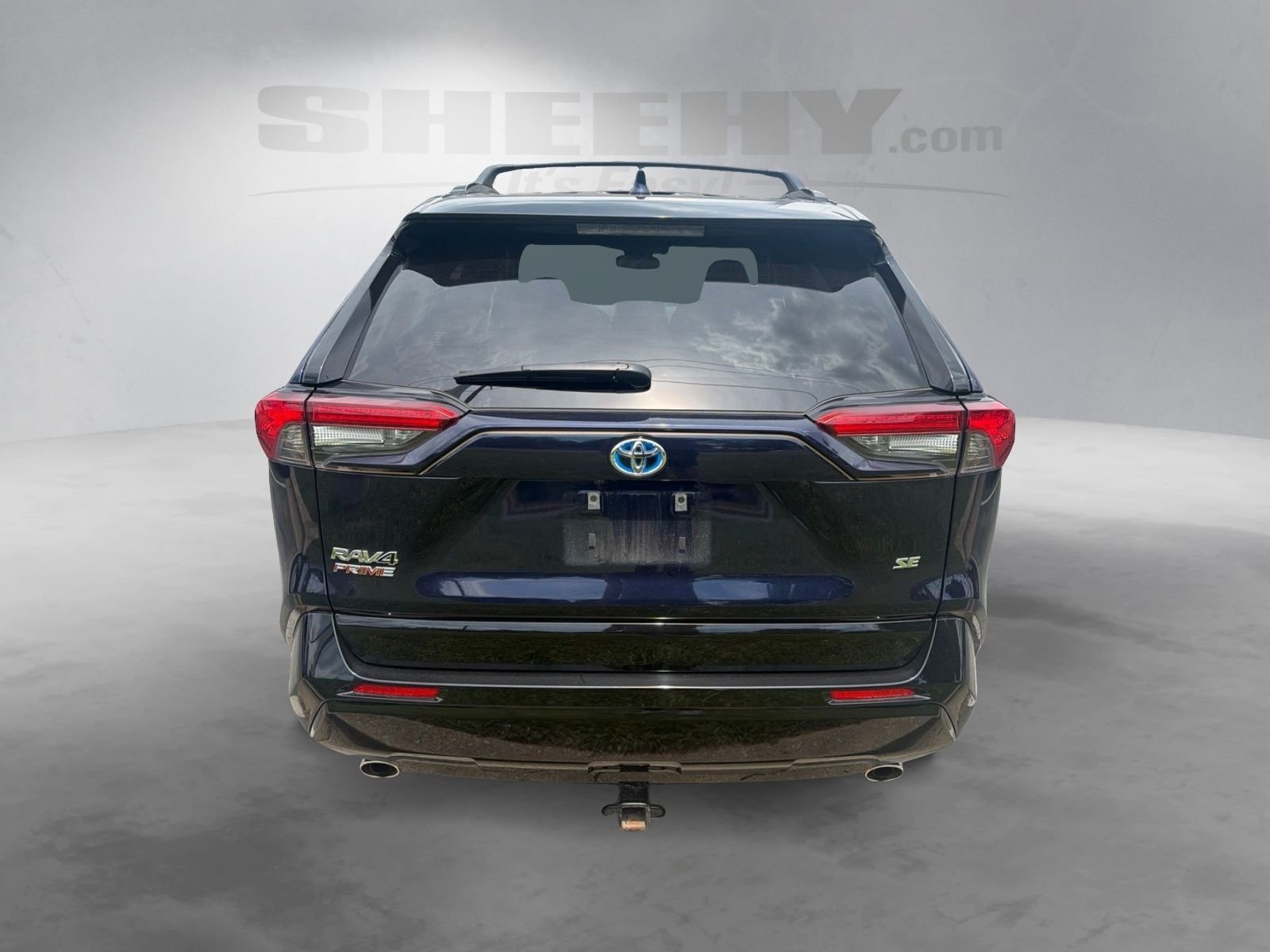 Used 2024  Toyota SE image 13