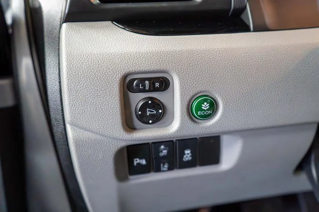Used 2020 Gray Honda Touring image 28