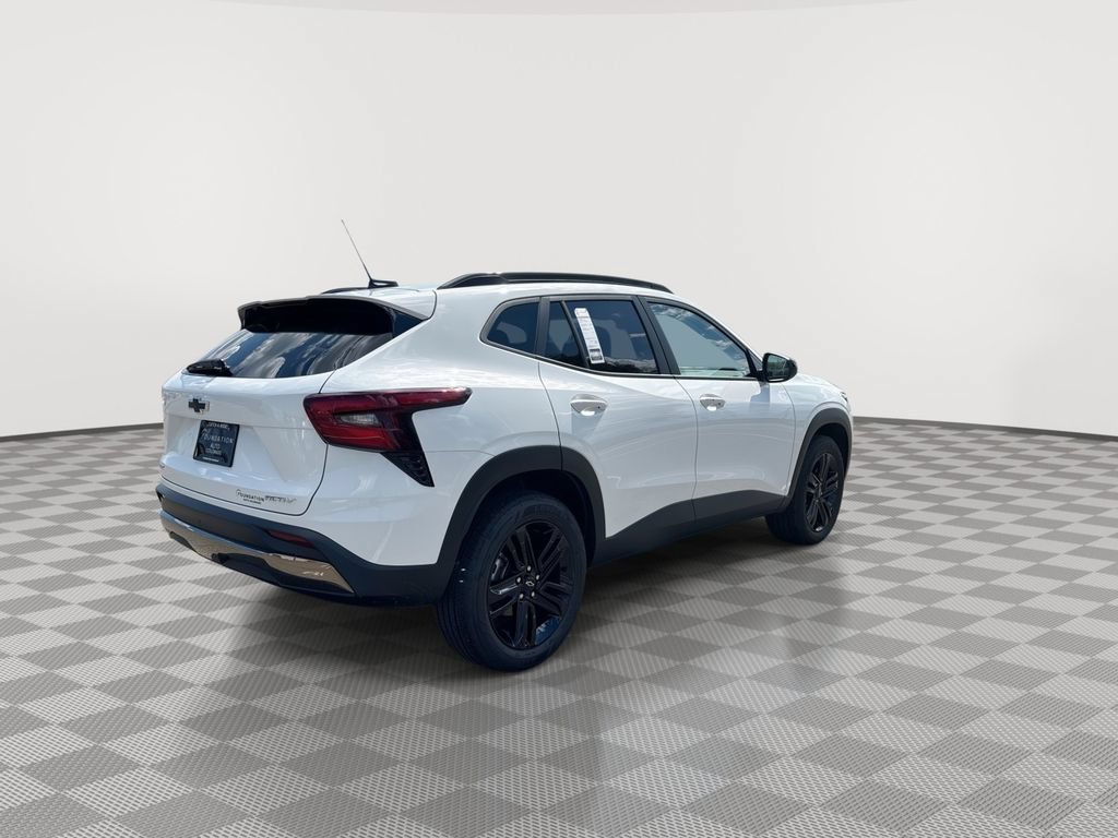 New 2026 Summit White Chevrolet ACTIV image 10