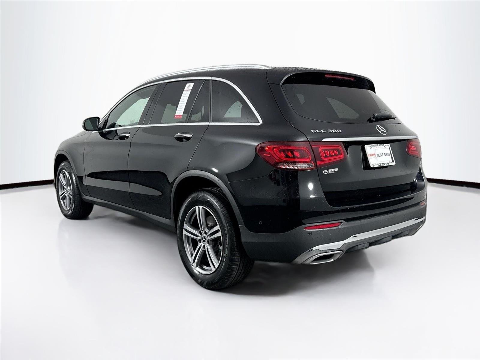 Used 2022 Black Mercedes-Benz GLC 300 image 12