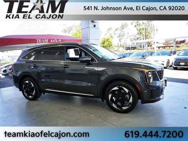 Certified Used 2025 Gray Kia SX Prestige image 9
