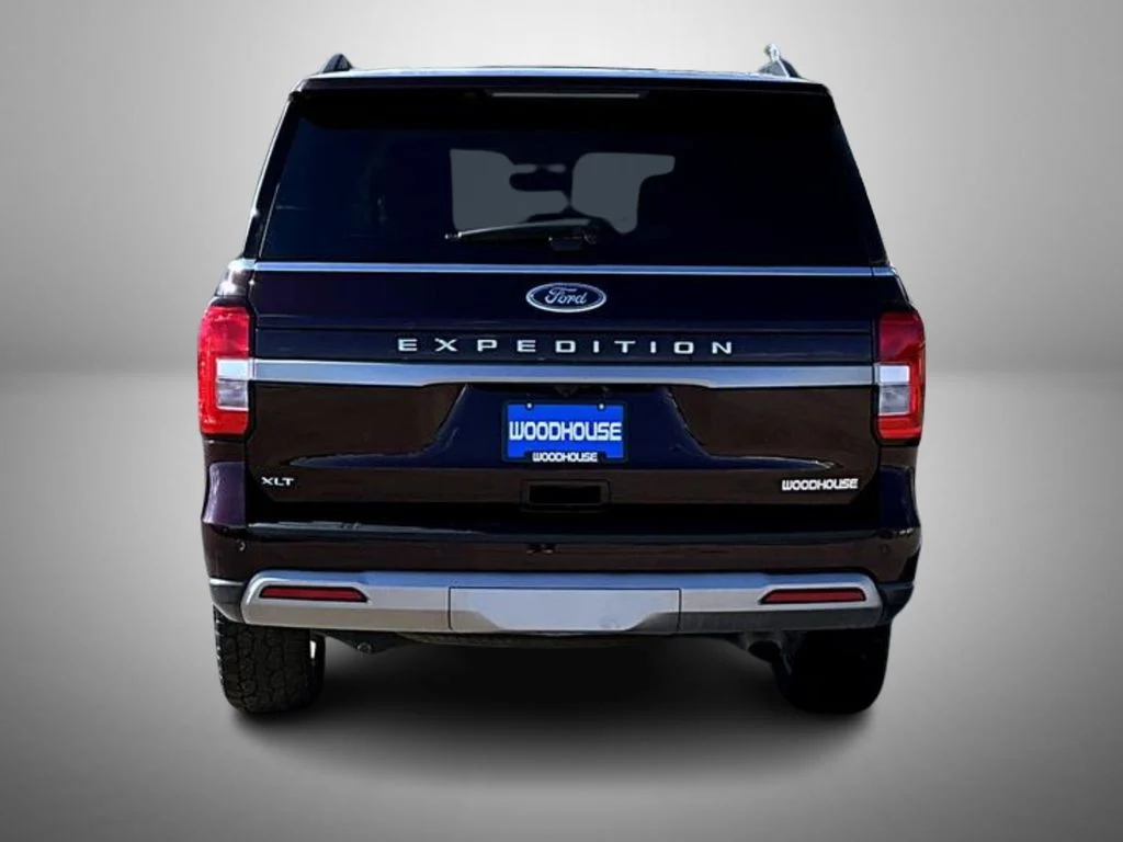 Used 2024 Red Ford XLT image 6