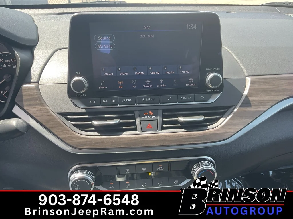 Used 2025 Gun Metallic Nissan SV image 26