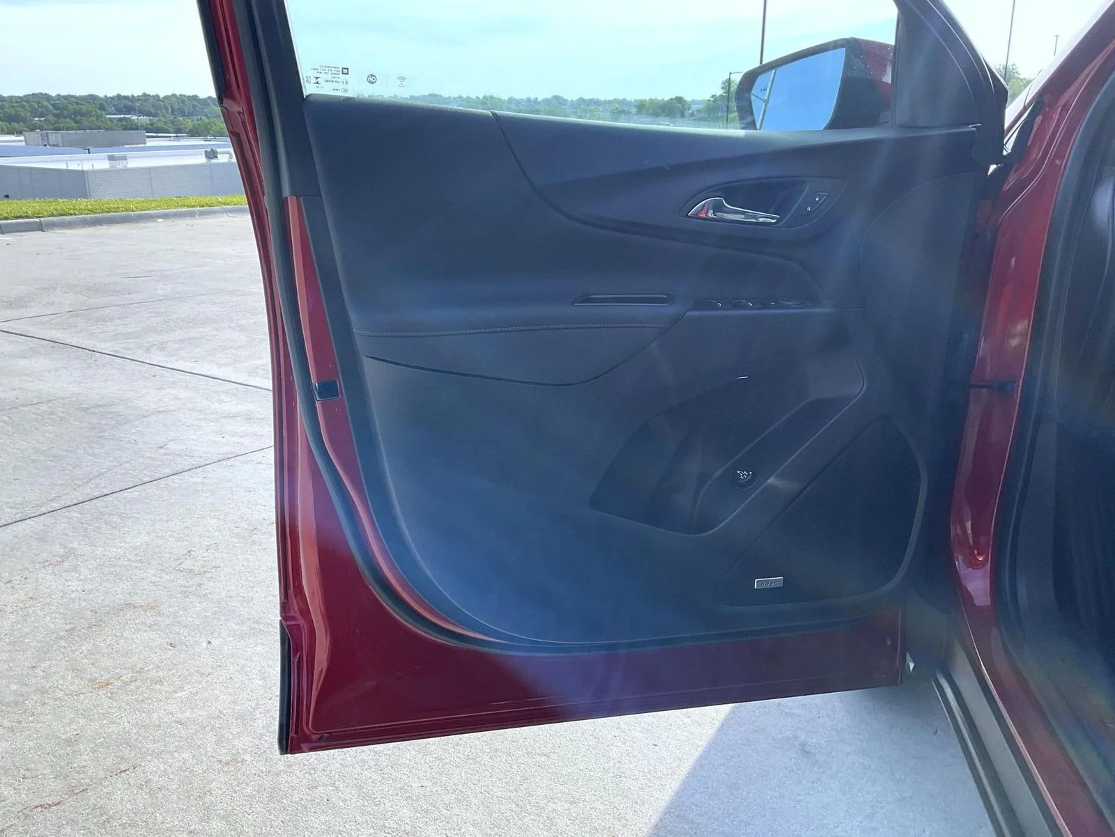 Used 2023 Red Chevrolet RS image 10