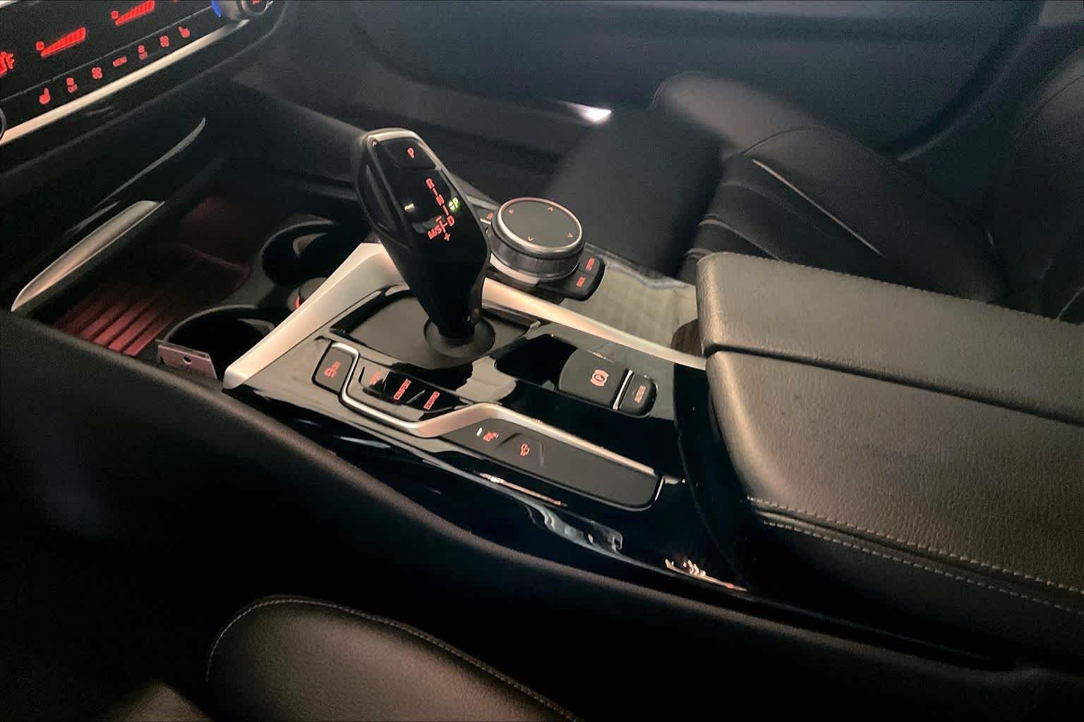 Used 2020 Dark Graphite Metallic BMW 540i image 14