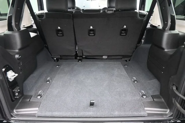 New 2026 Black Clear-Coat Exterior Paint Jeep Sport S image 25