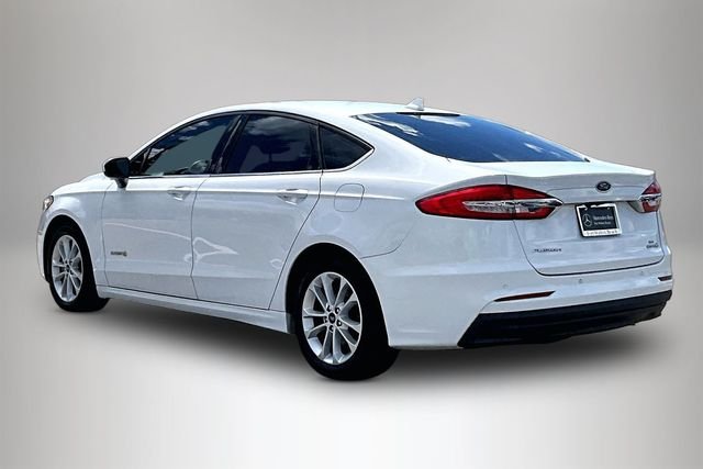 Used 2019 White Ford SE image 4