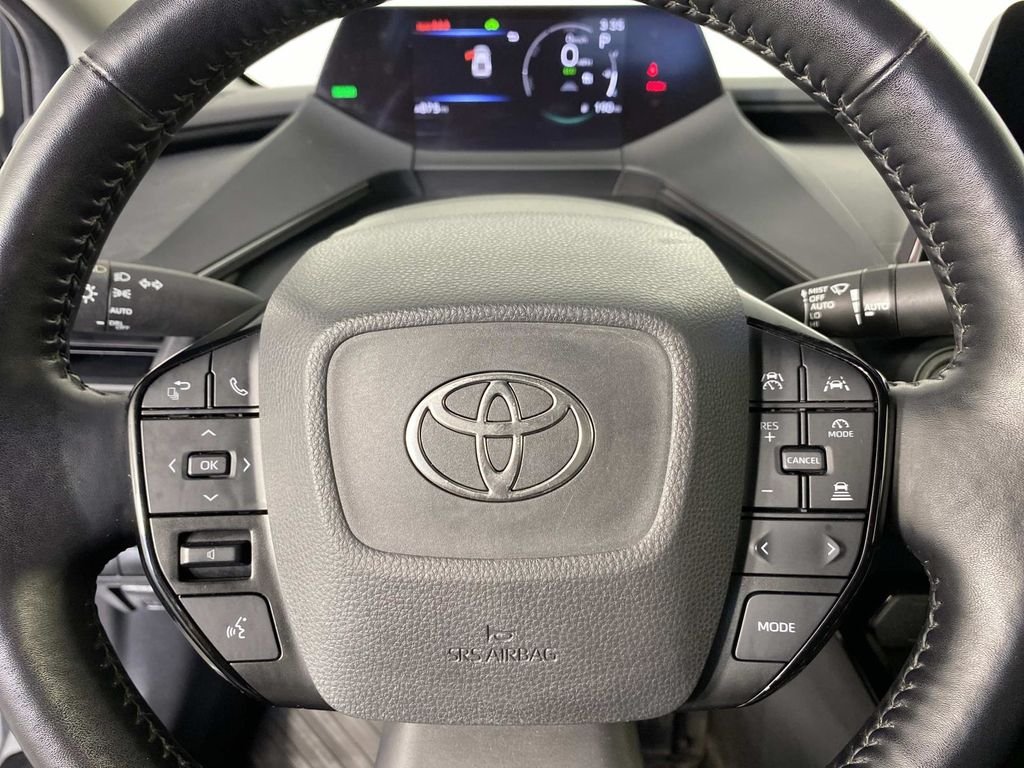 Used 2023 Silver Toyota XLE image 15